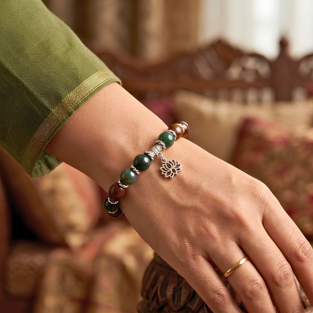 Durga Kamal Gatta Bloodstone Bracelet – Lotus Seed for Strength & Vitality